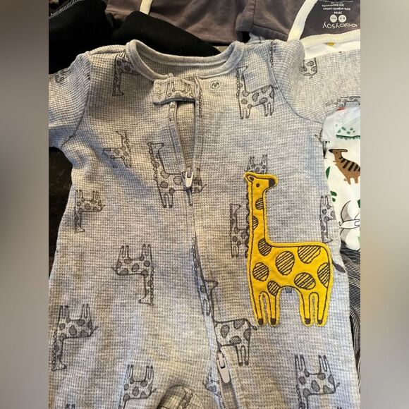 Bundle 25 girl clothes NB-6/9mo:Carter, Jack &Cat, Little James, Just1You, H&M - Picture 6 of 11